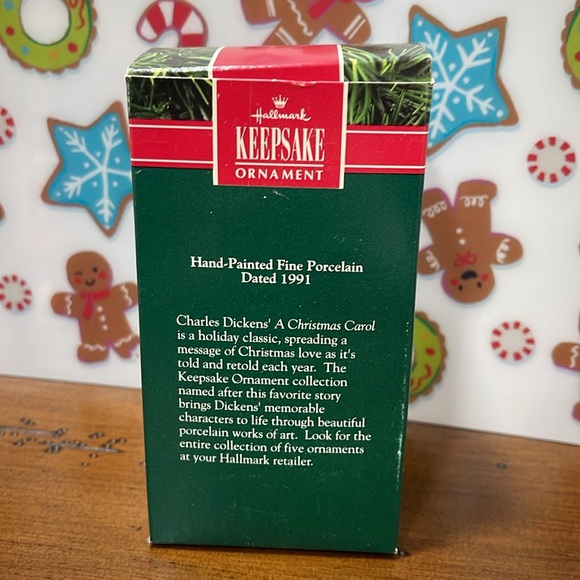 NWT Hallmark Keepsake Ornament Ebenezer Scrooge Hand-Painted Fine Porcelain - Picture 3 of 5